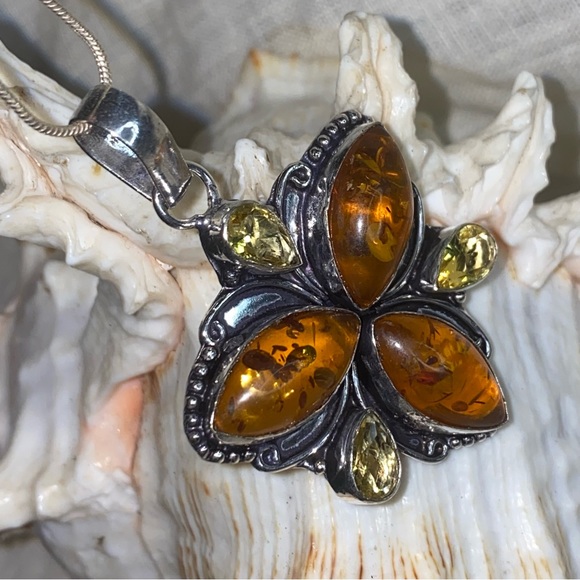 Amber + Citrine vintage multi-gem statement pendant - Picture 4 of 8
